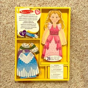 👑Melissa & Doug Princess Elise Wooden Dress Up👑